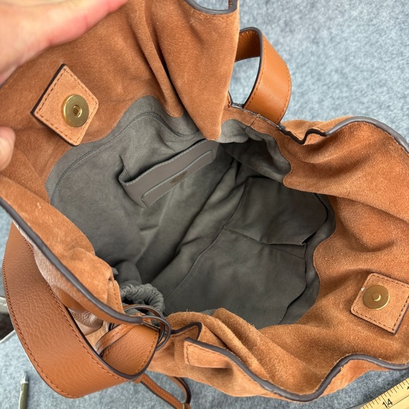 Vince Camuto Dario Leather Shoulder Bag Purse Pleated Interior Pockets Brown - Picture 7 of 16